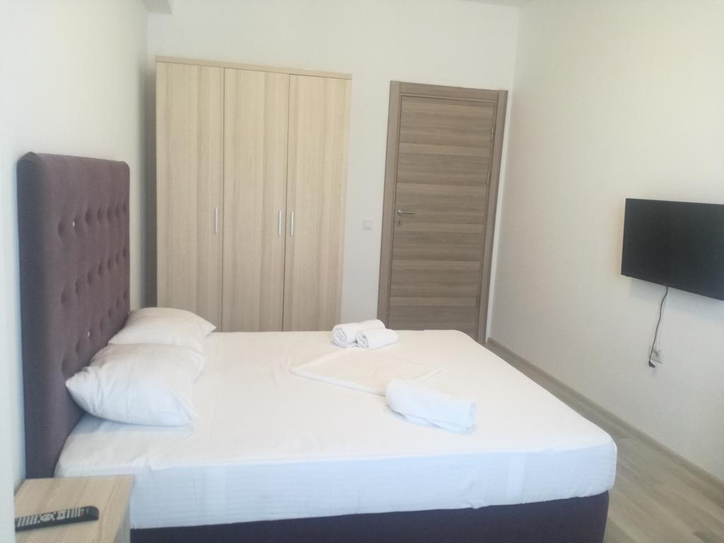Summerland Mrs Apartment *
